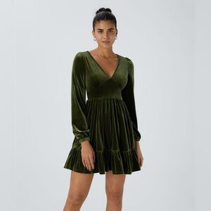 HALARA Everyday Deep V Neck Long Sleeve Ruffled Hem Velvet Mini Chill Dress